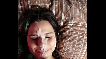 Big spunk-pump jizz on face in HD movie