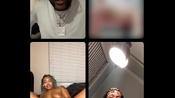 Gold-tipped Instagram star goes live in red-hot solo session