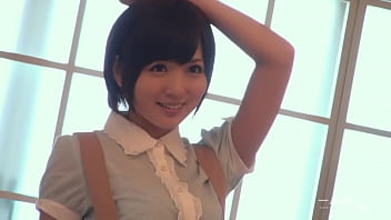 Yuu Asakura's debut in a unique 1pondo production with a deep-throat off and inner pop-shot episode
